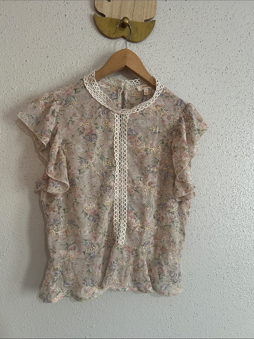 Floral Lace-Trim Flutter Sleeve Blouse - Pink Cream Size XL
